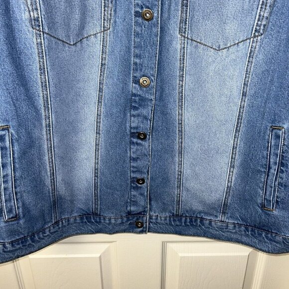 Jessica Simpson Floral Reagan Trucker Relaxed Button Up Blue Jean Jacket Size 3X - Picture 4 of 7